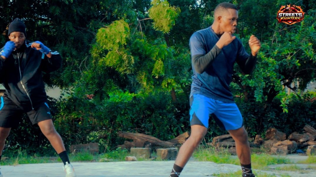 🥊 Mazoezi ya punching bag yanaendelea kwa nguvu!